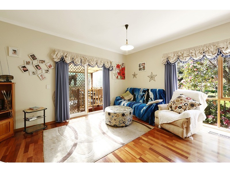 27 Teofilo Drive, Lysterfield VIC 3156