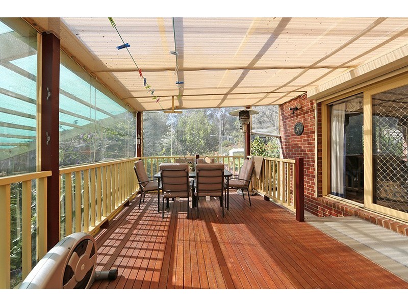 27 Teofilo Drive, Lysterfield VIC 3156