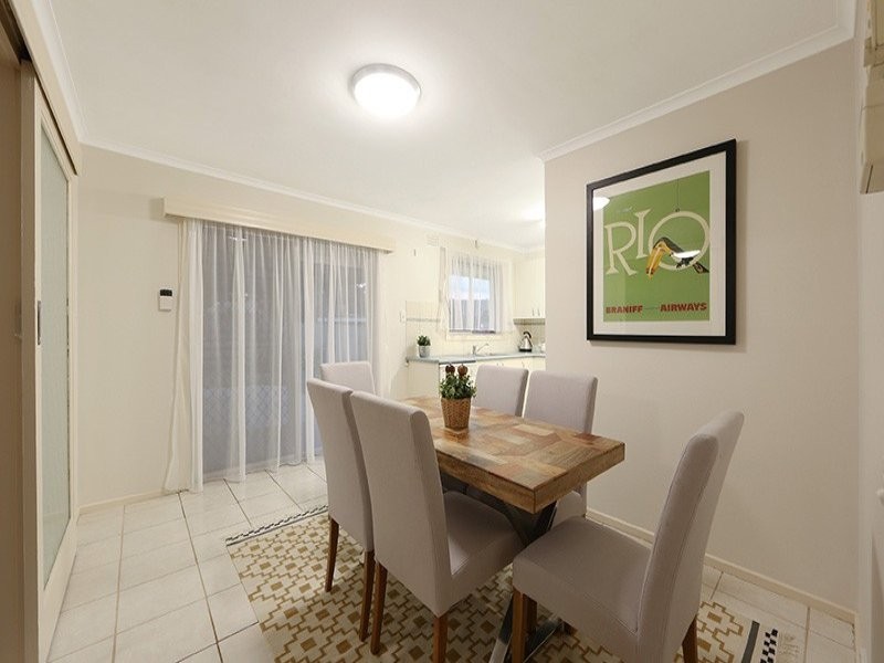 18 Janden Close, Knoxfield VIC 3180