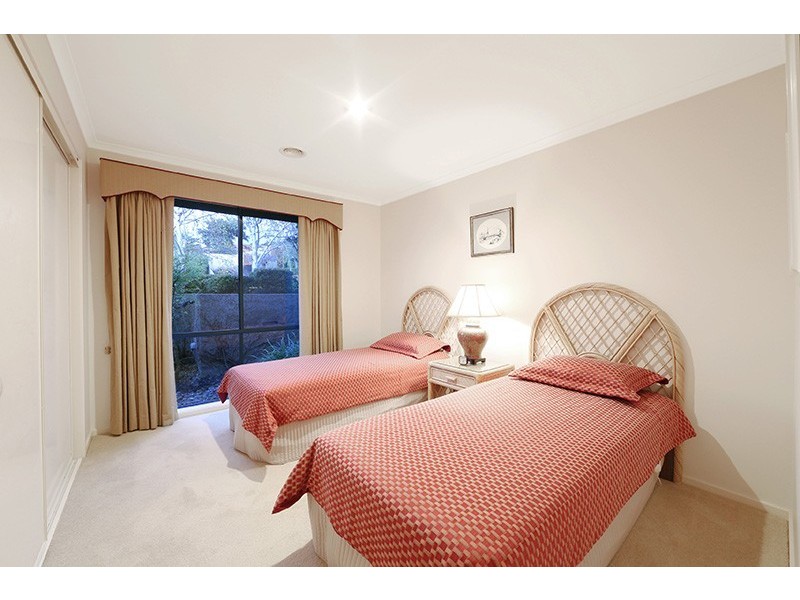 13 Glenview Place, Lysterfield VIC 3156