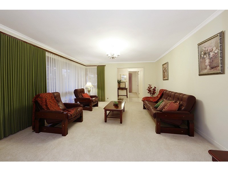 8 Sylphide Way, Wantirna South VIC 3152