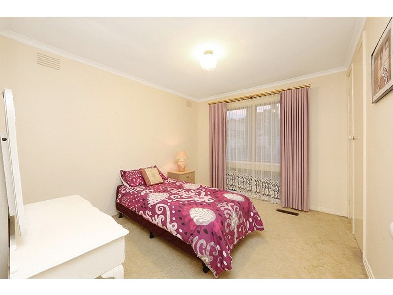 8 Sylphide Way, Wantirna South VIC 3152