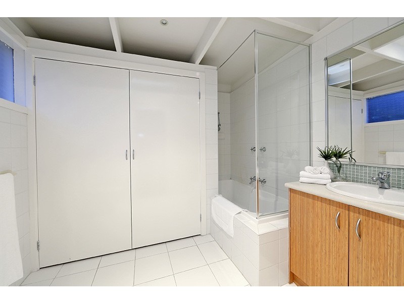 1/28 Burchall Crescent, Rowville VIC 3178