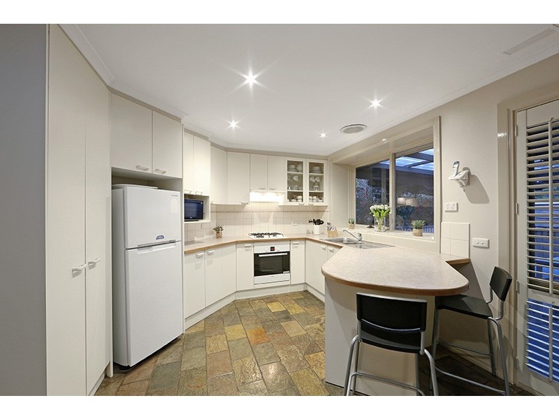 7 Yarraburn Grove, Scoresby VIC 3179