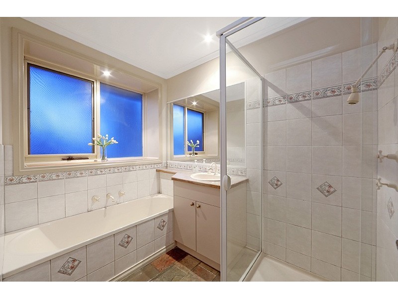 7 Yarraburn Grove, Scoresby VIC 3179