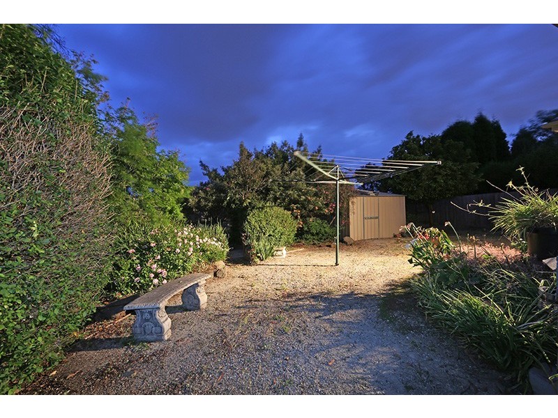 7 Yarraburn Grove, Scoresby VIC 3179