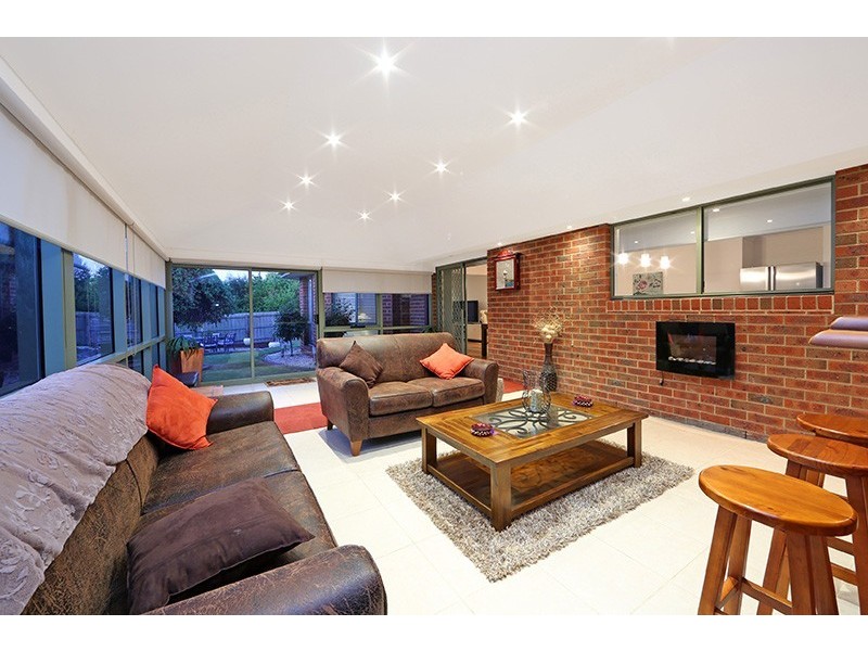 92 Pia Drive, Rowville VIC 3178