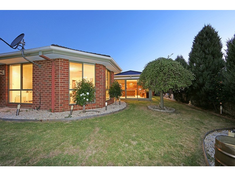 92 Pia Drive, Rowville VIC 3178