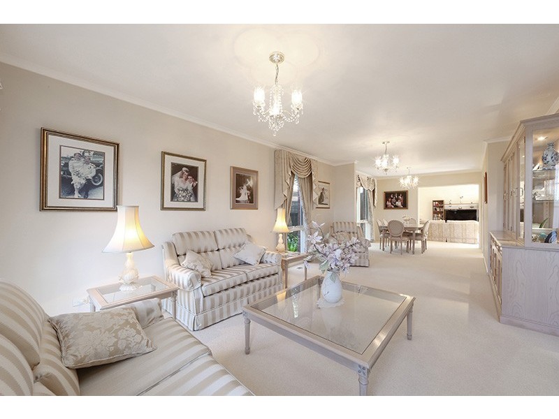 14 Wakley Crescent, Wantirna South VIC 3152