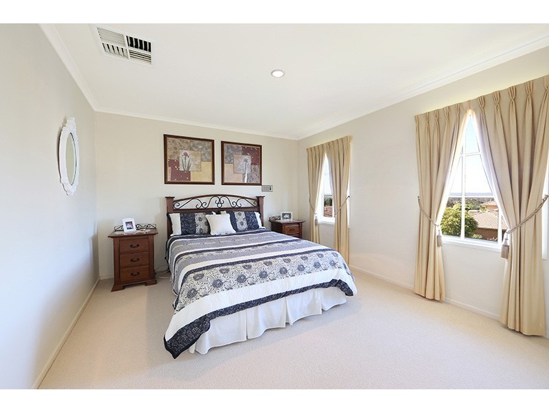 14 Wakley Crescent, Wantirna South VIC 3152