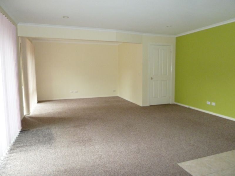 49 Stamford Crescent, Rowville VIC 3178