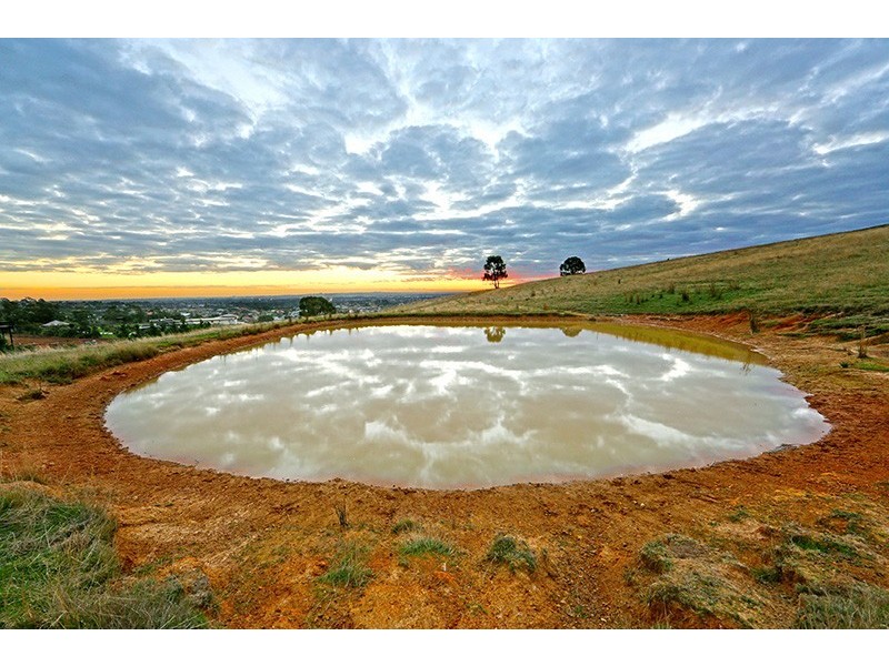 23 Logan Court, Lysterfield VIC 3156