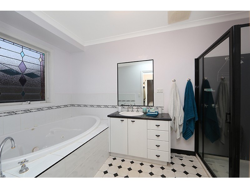 38 Clauscen Drive, Rowville VIC 3178