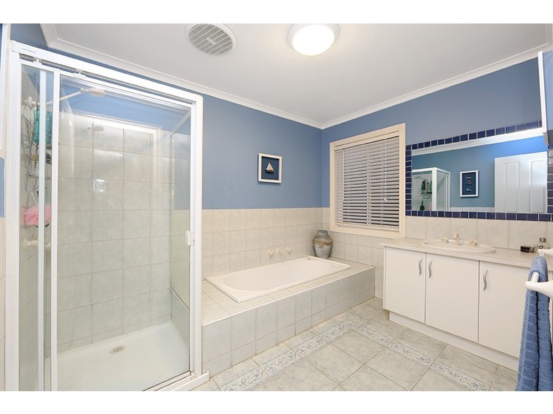 7 Ruby Close, Rowville VIC 3178