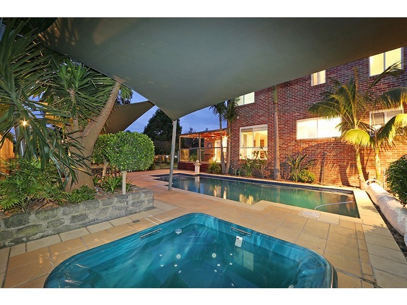 7 Ruby Close, Rowville VIC 3178