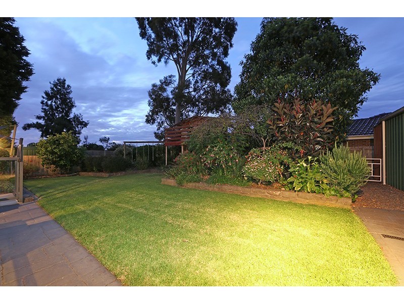 7 Ruby Close, Rowville VIC 3178