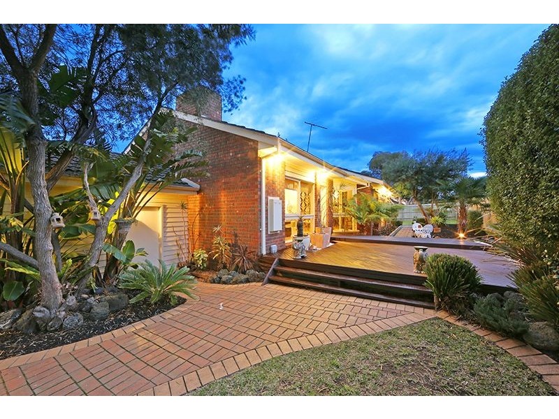 5 Holstein Court, Rowville VIC 3178