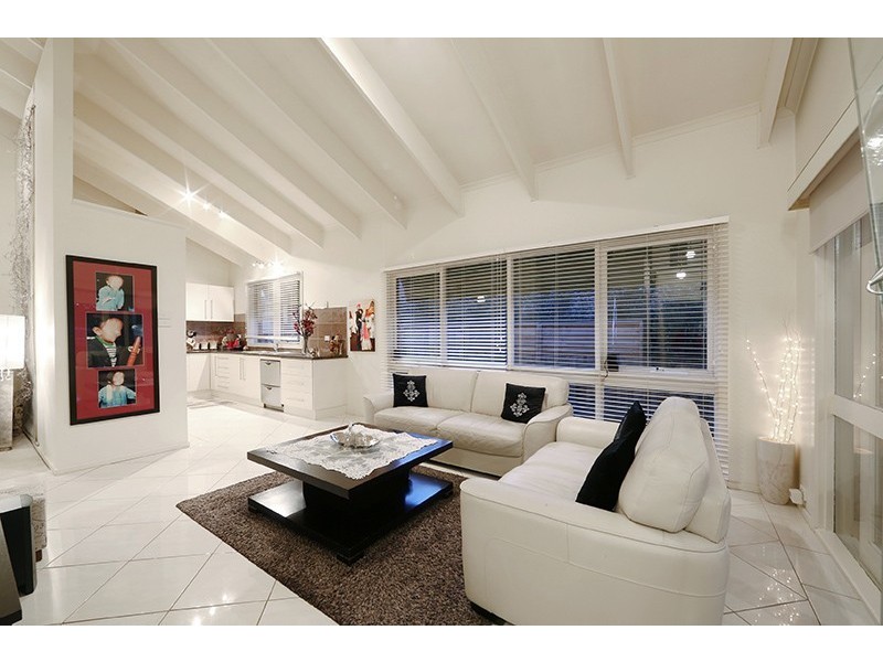 5 Holstein Court, Rowville VIC 3178