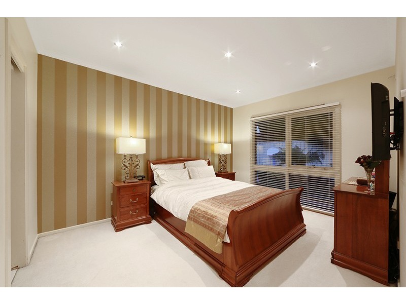 5 Holstein Court, Rowville VIC 3178