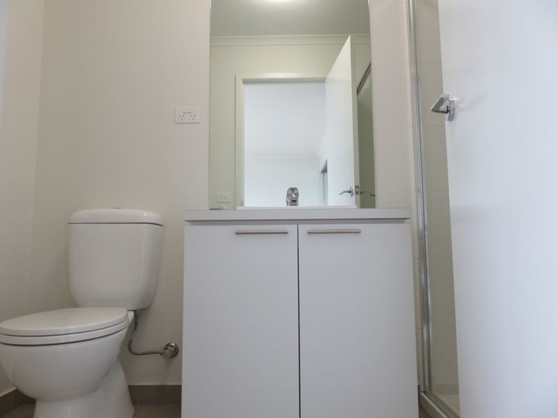 14 Flora Grove, Wantirna South VIC 3152