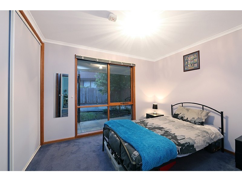 13 Trevena Close, Rowville VIC 3178