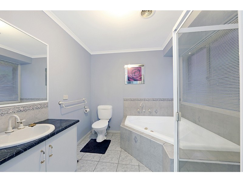 21 Lexington Close, Rowville VIC 3178