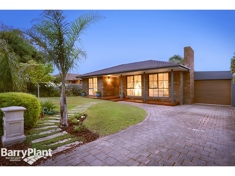4 Kedleston Way, Rowville VIC 3178