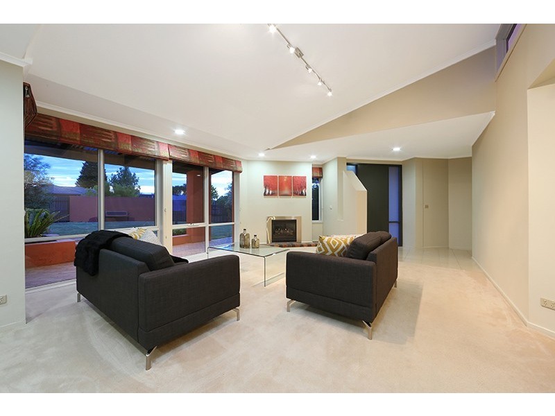 4 Hudson Place, Rowville VIC 3178