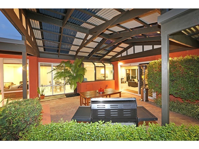 4 Hudson Place, Rowville VIC 3178