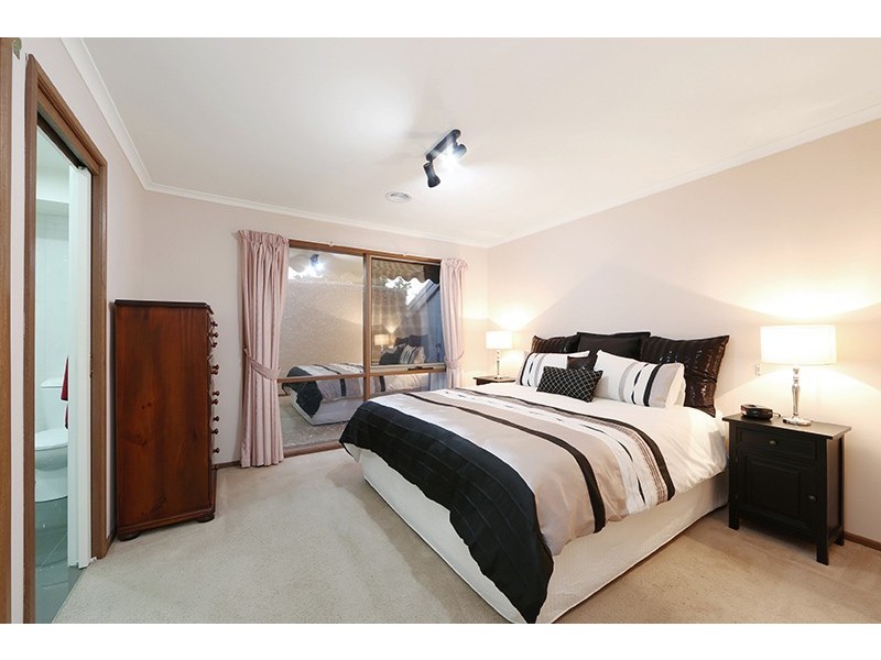 9 Marlene Court, Lysterfield VIC 3156