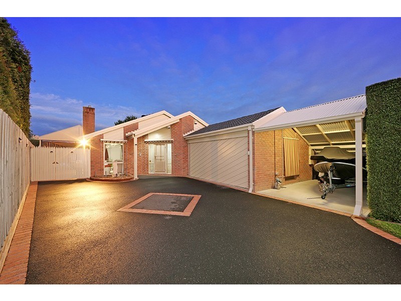 9 Marlene Court, Lysterfield VIC 3156