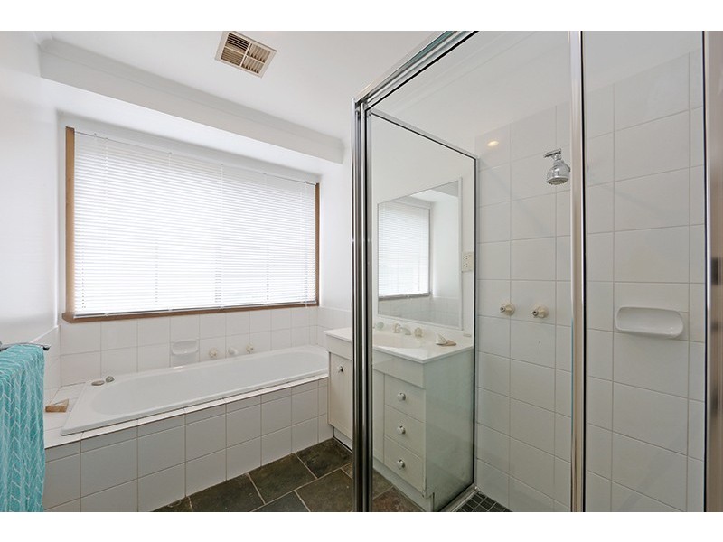 84 Ormonde Road, Ferntree Gully VIC 3156