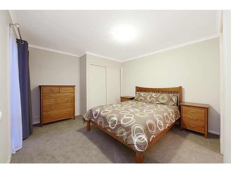 2/121 Murrindal Drive, Rowville VIC 3178
