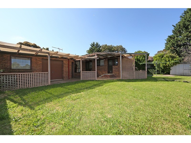 15 Prior Court, Rowville VIC 3178