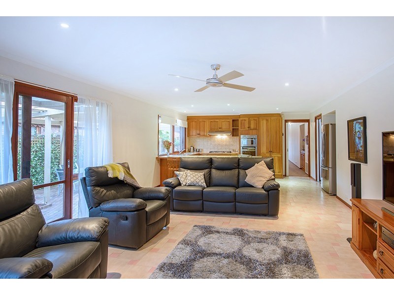 12 Fromelles Court, Wantirna South VIC 3152