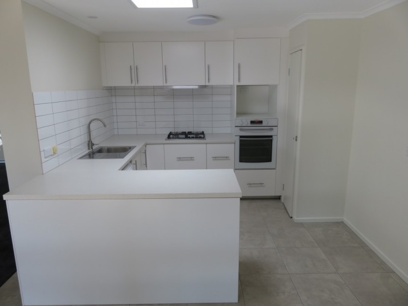 17 Mantung Crescent, Rowville VIC 3178