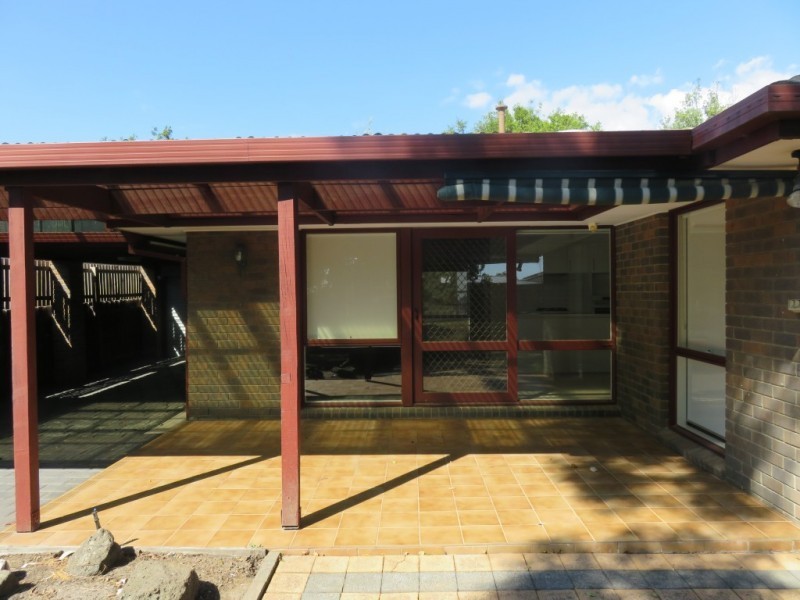 17 Mantung Crescent, Rowville VIC 3178