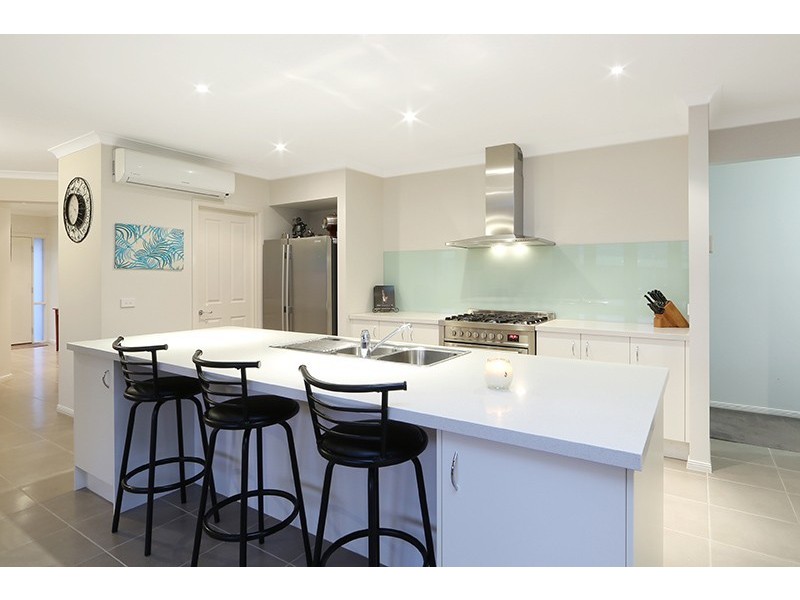 29 Viewgrand Rise, Lysterfield VIC 3156