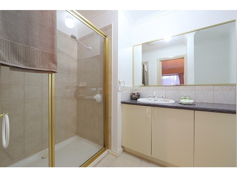 8 Kalimna Court, Rowville VIC 3178