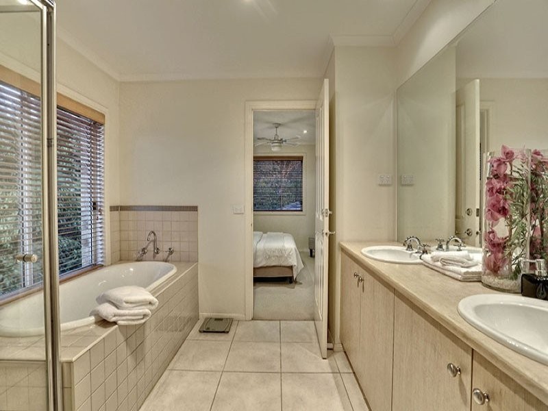 22 Ashbrook Close, Rowville VIC 3178