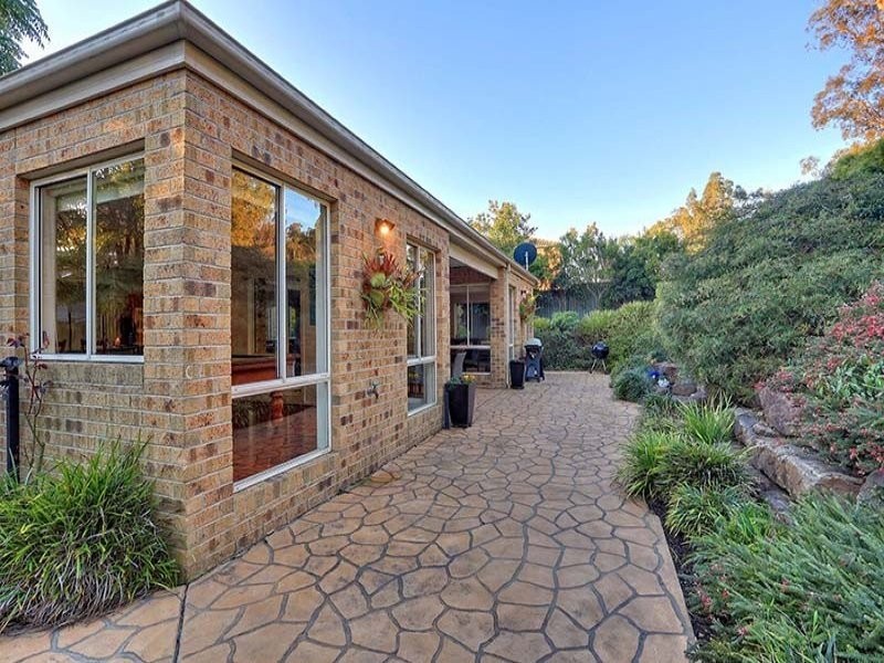 22 Ashbrook Close, Rowville VIC 3178