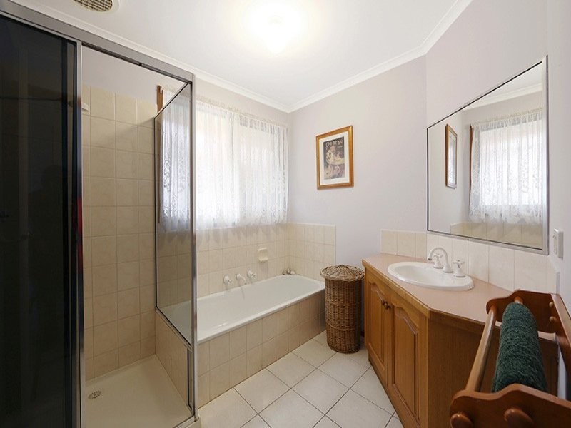 2 Gilda Court, Rowville VIC 3178
