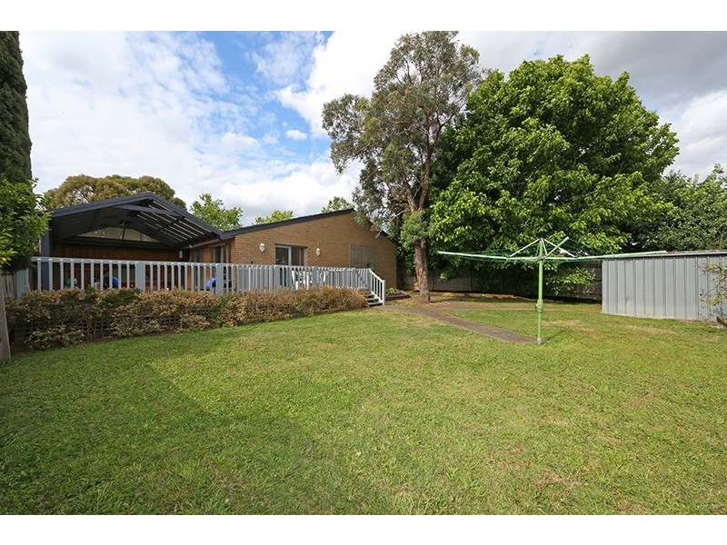 8 Cooper Road, Rowville VIC 3178