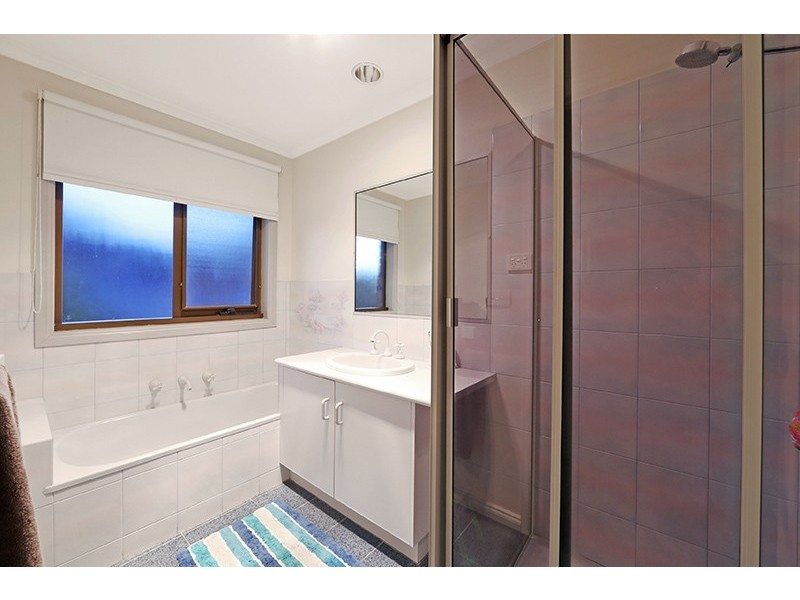 4 Hakea Place, Rowville VIC 3178