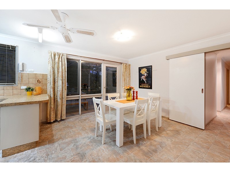 10 Hollyview Court, Rowville VIC 3178