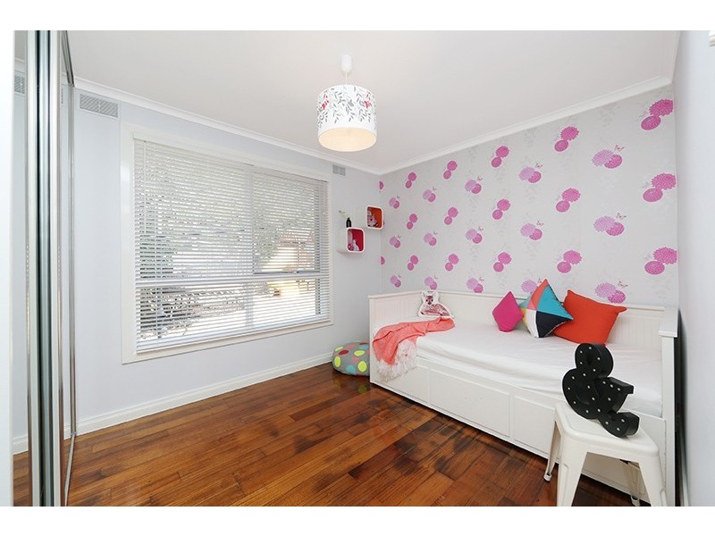 1 Lloyd Street, Knoxfield VIC 3180