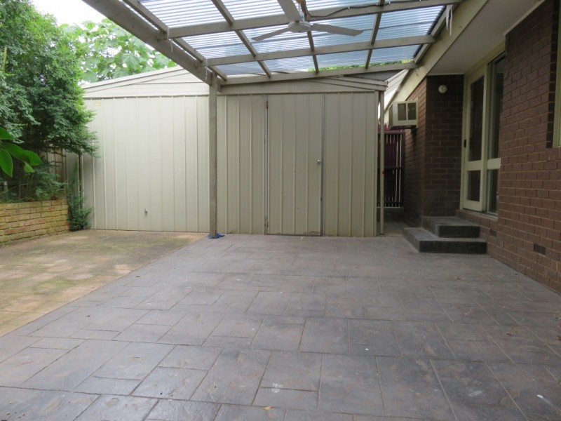246 Dandelion Drive, Rowville VIC 3178