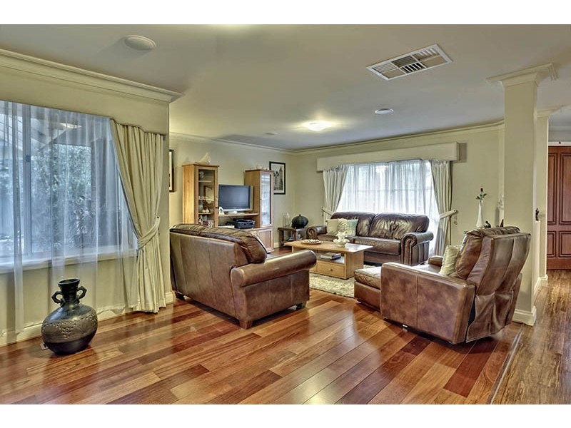 47 Cromwell Drive, Rowville VIC 3178