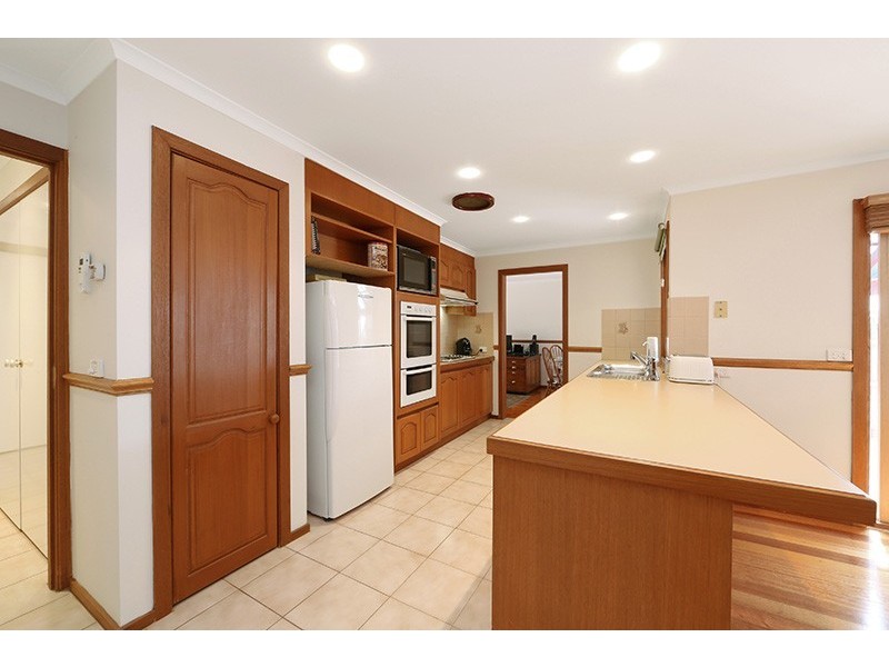 50 Willow Avenue, Rowville VIC 3178