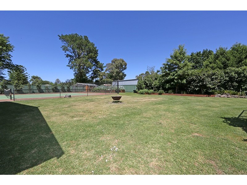 4 Norris Road, Rowville VIC 3178